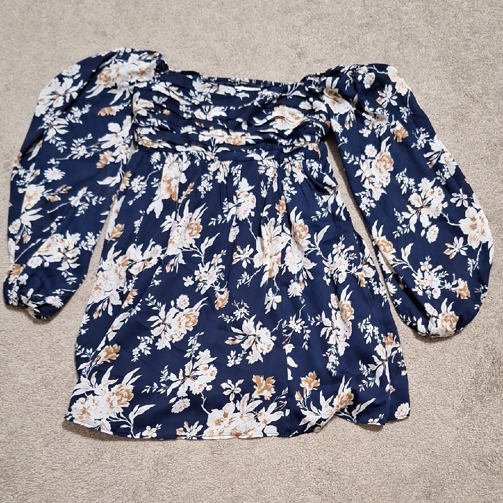 Abercrombie & Fitch Blue and White Ruffled Puff Sleeve Blouse